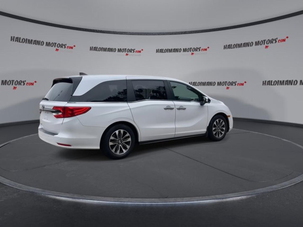 2023 Honda Odyssey EX-L | Remote Start | Heated Seats | Leather Seats Photo