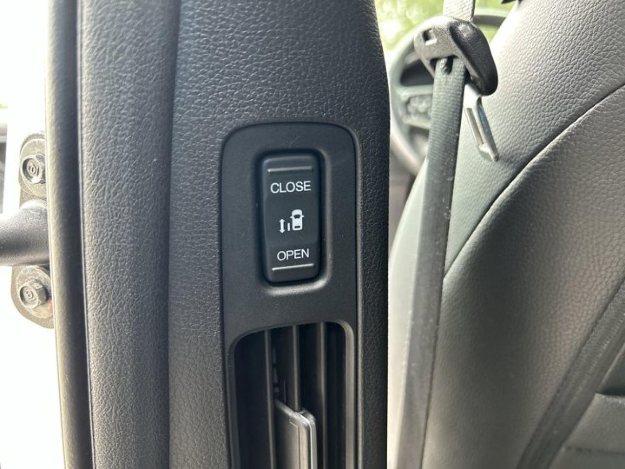 2023 Honda Odyssey EX-L | Remote Start | Heated Seats | Leather Seats Photo