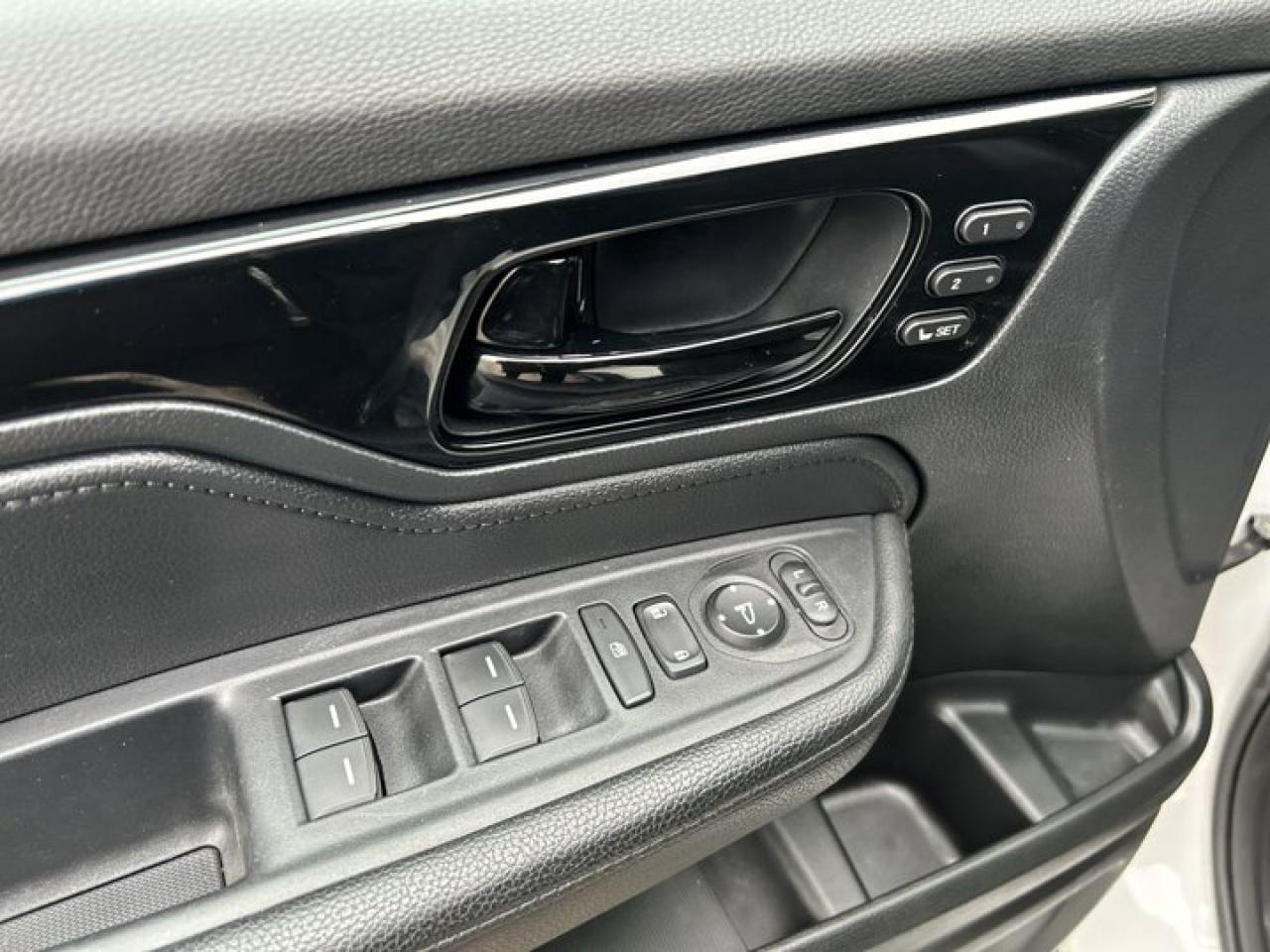 2023 Honda Odyssey EX-L | Remote Start | Heated Seats | Leather Seats Photo