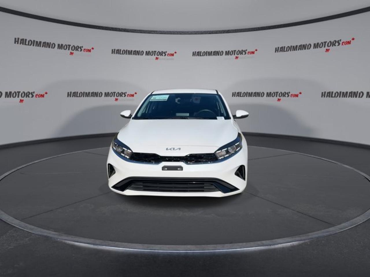 2024 Kia Forte EX Photo2