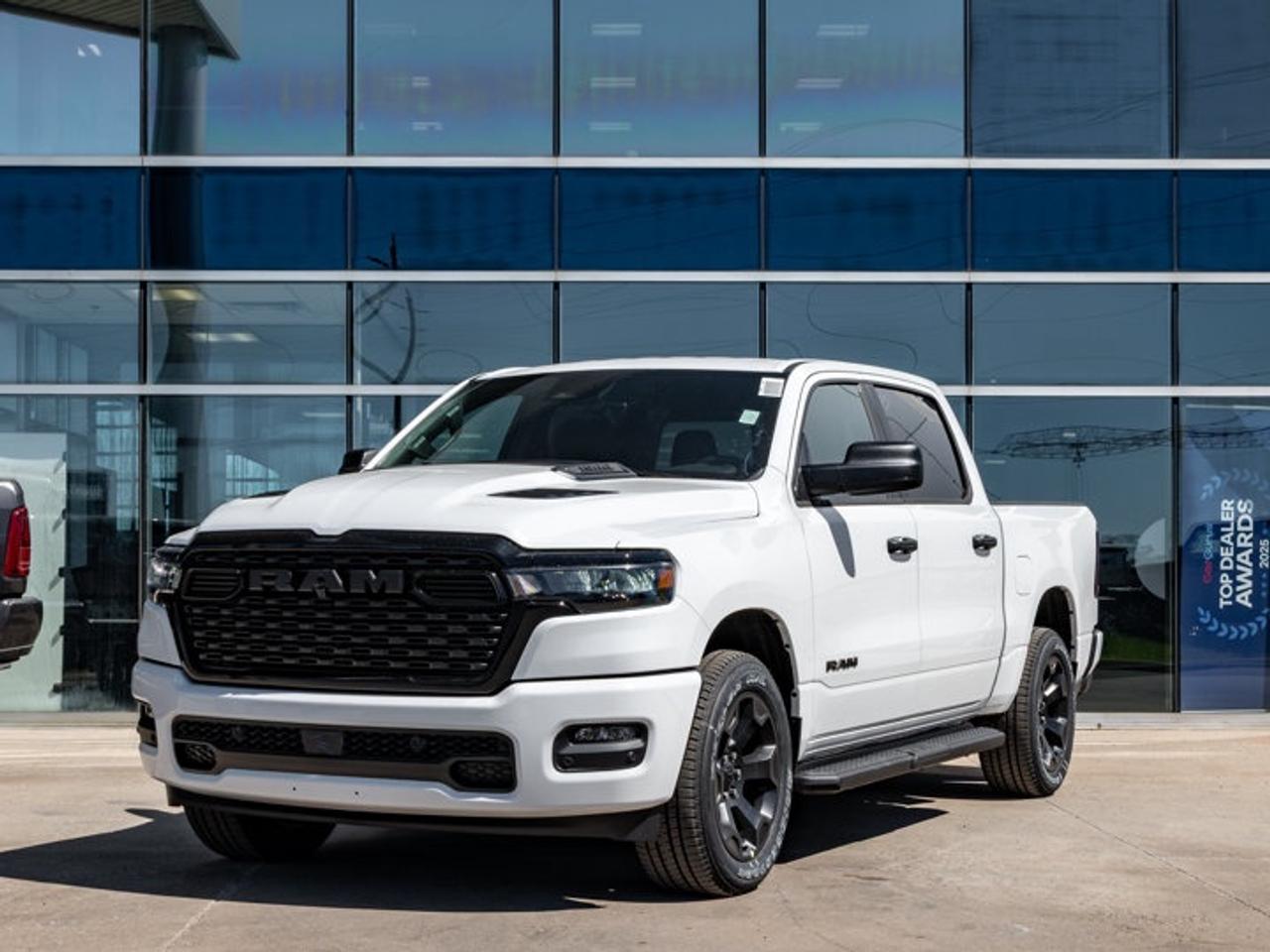 2026 RAM 1500 Express Photo5