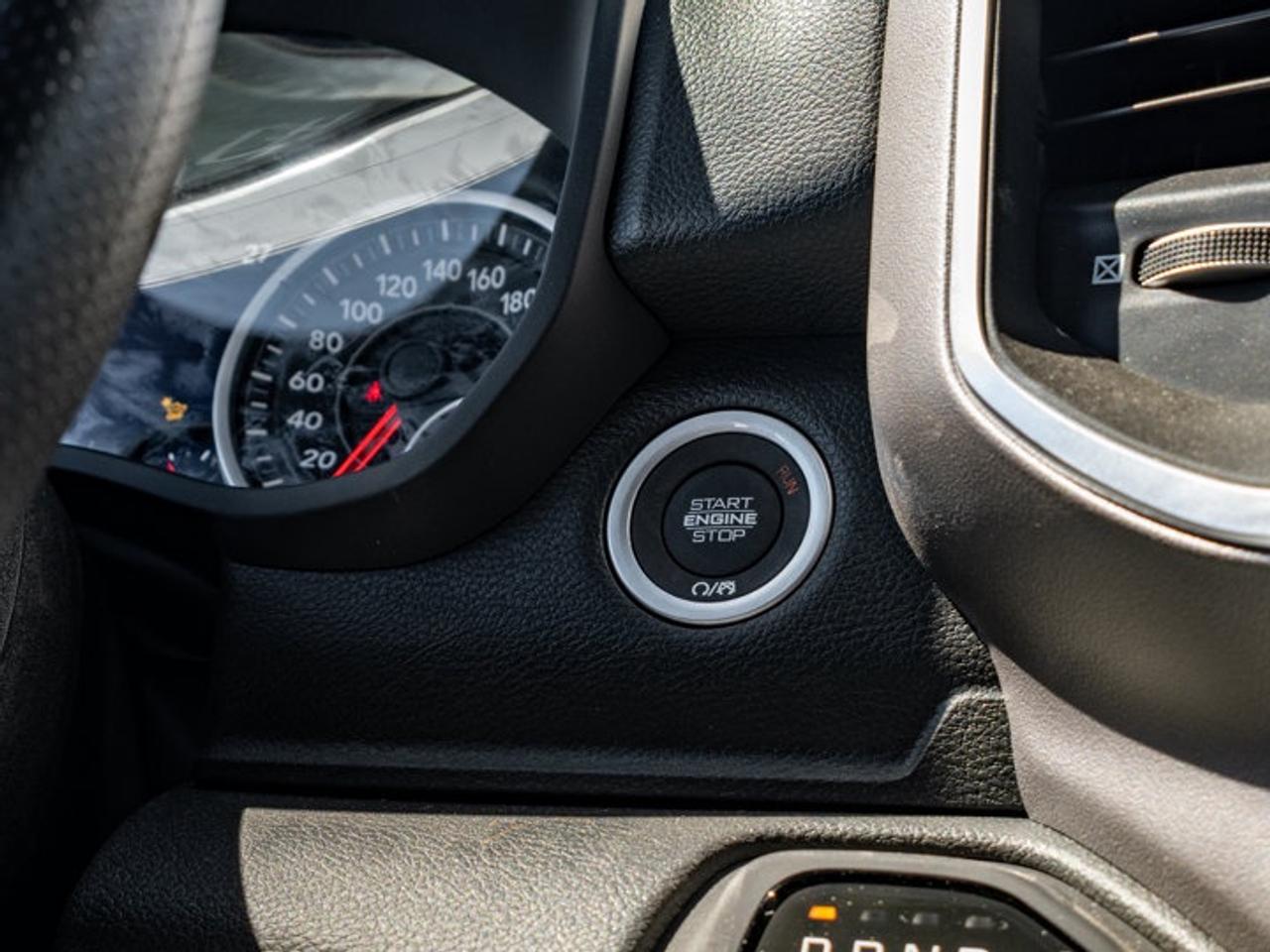 2026 RAM 1500 Express Photo
