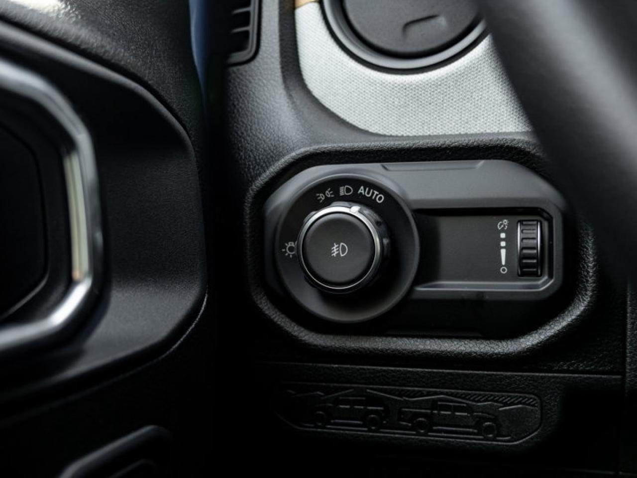 2026 Jeep Wrangler SPORT Photo