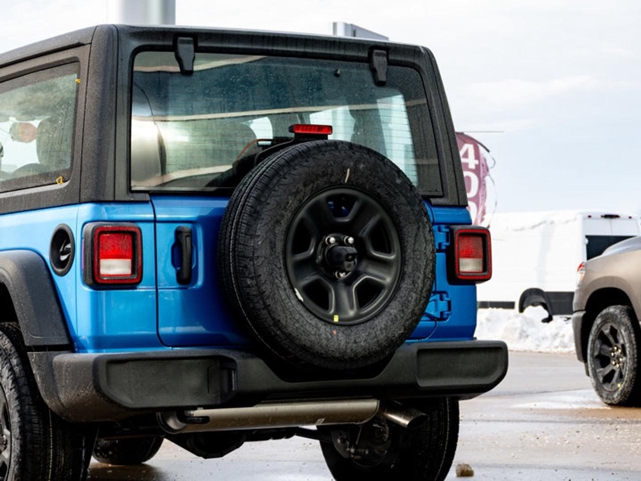 2026 Jeep Wrangler SPORT Photo