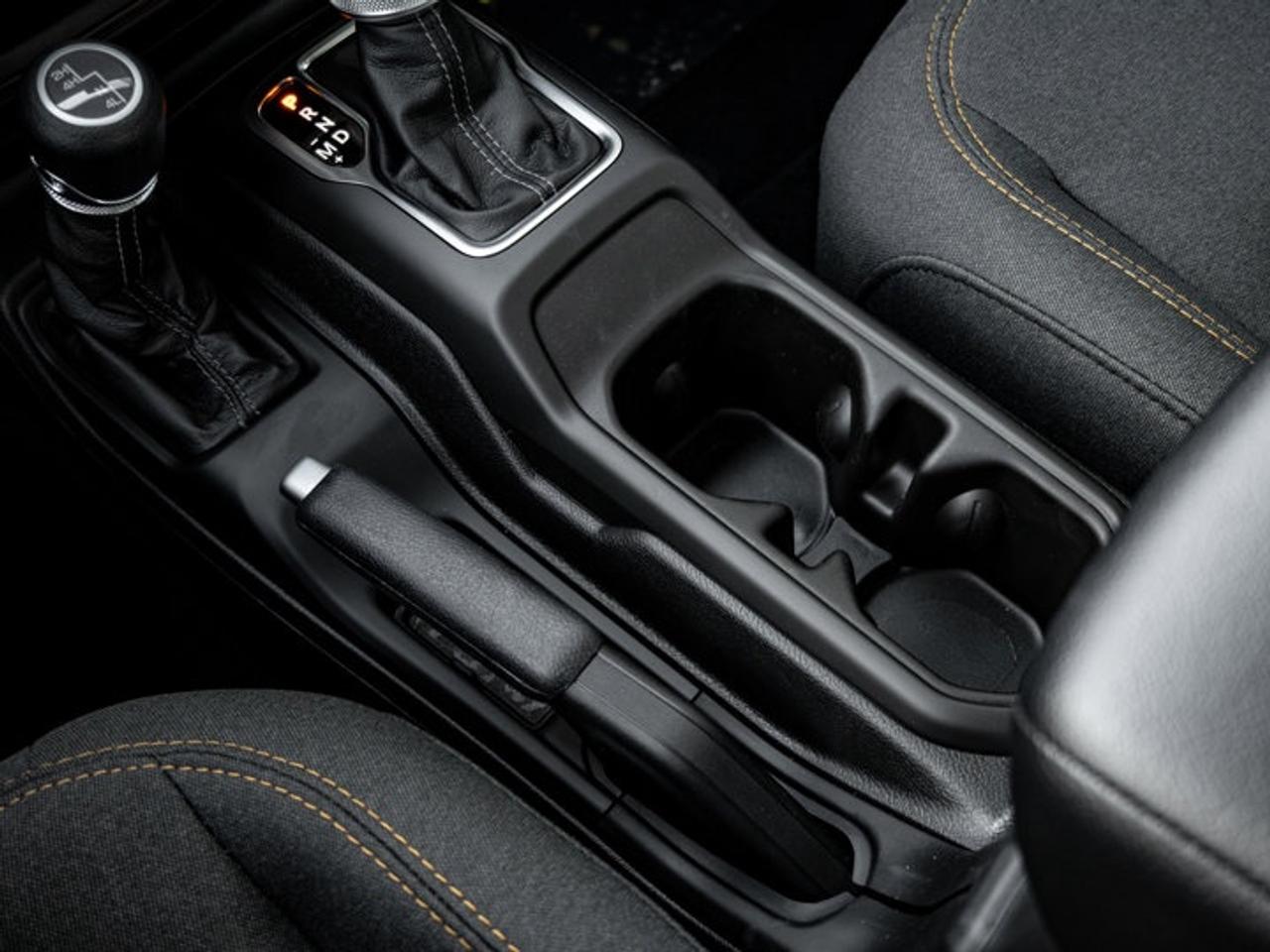 2026 Jeep Wrangler SPORT Photo