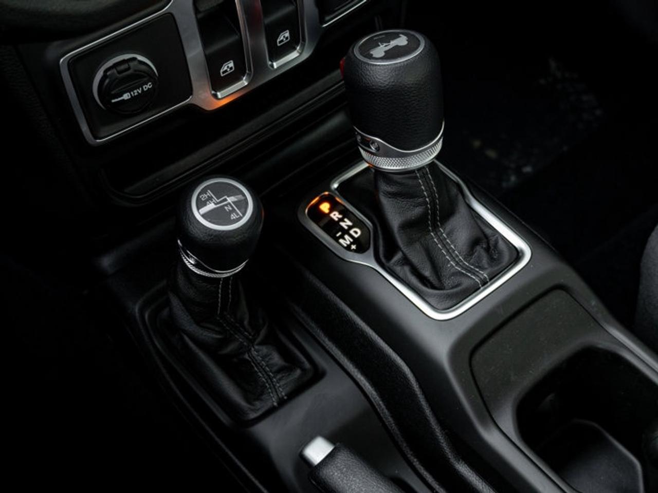 2026 Jeep Wrangler SPORT Photo