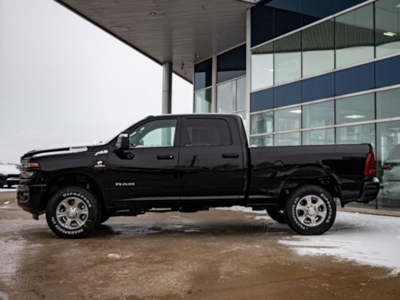 2026 RAM 2500 Big Horn Photo4