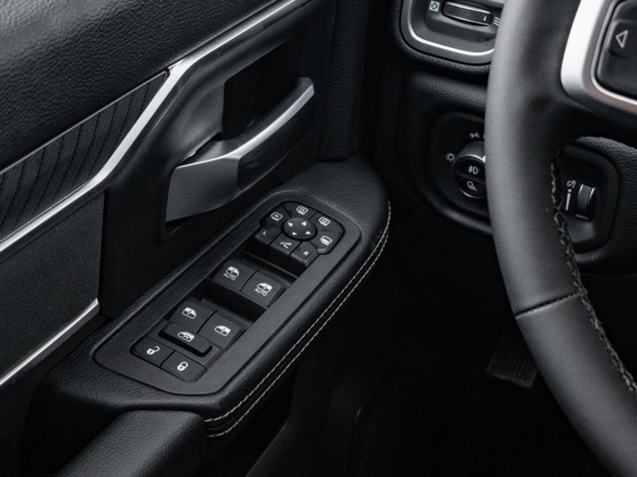 2026 RAM 2500 Big Horn Photo