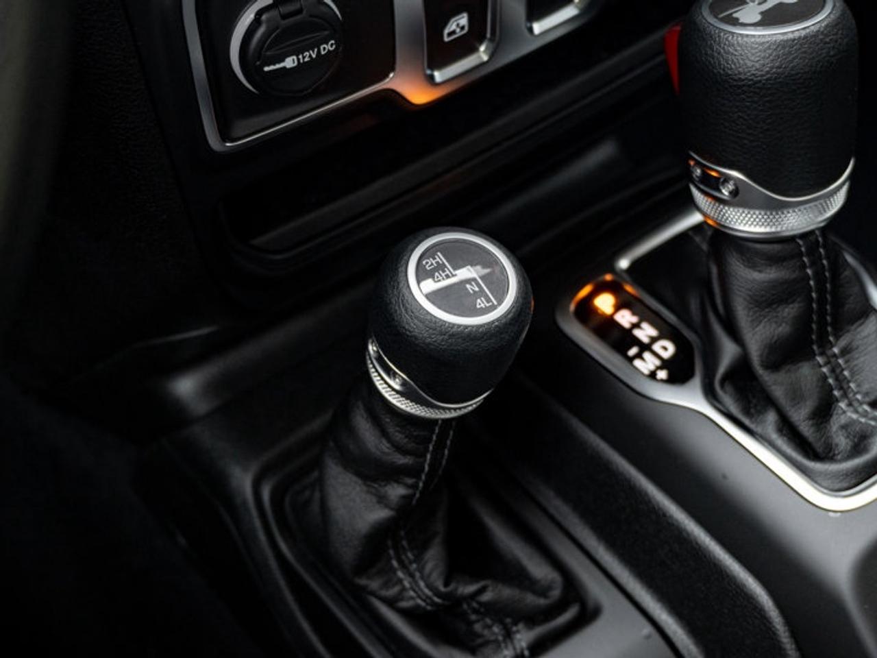 2026 Jeep Wrangler SPORT Photo