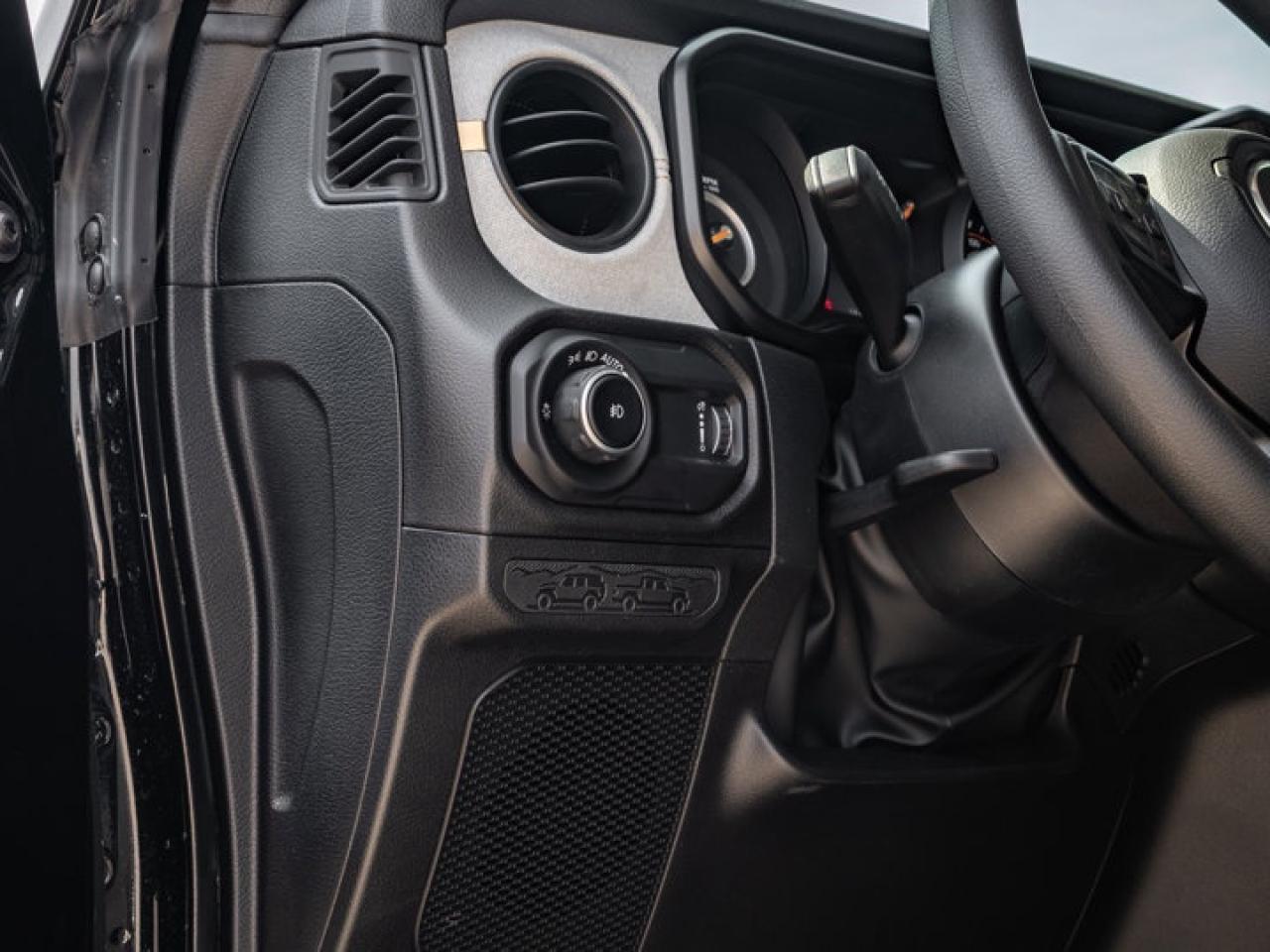 2026 Jeep Wrangler SPORT Photo