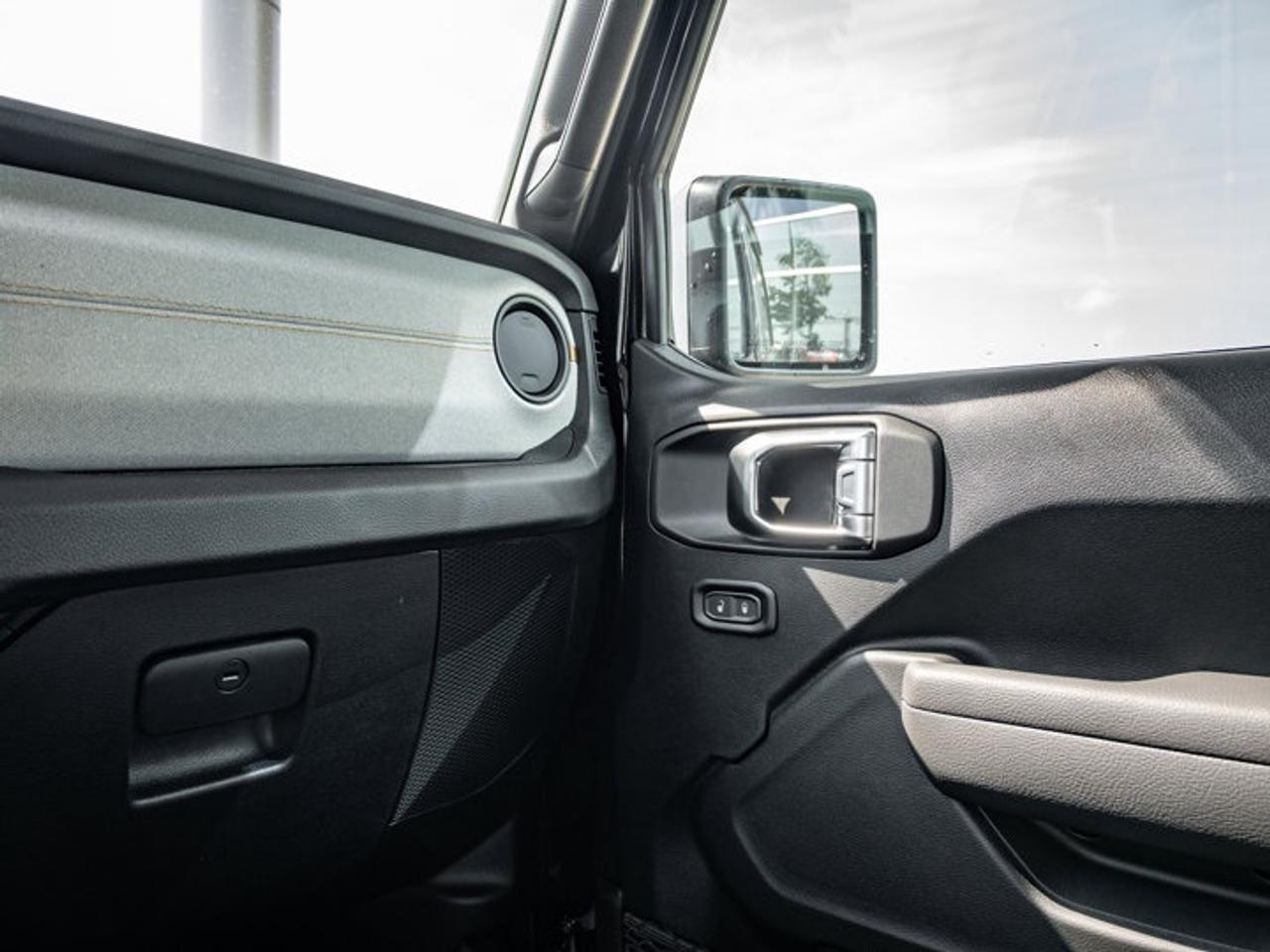 2026 Jeep Wrangler SPORT Photo