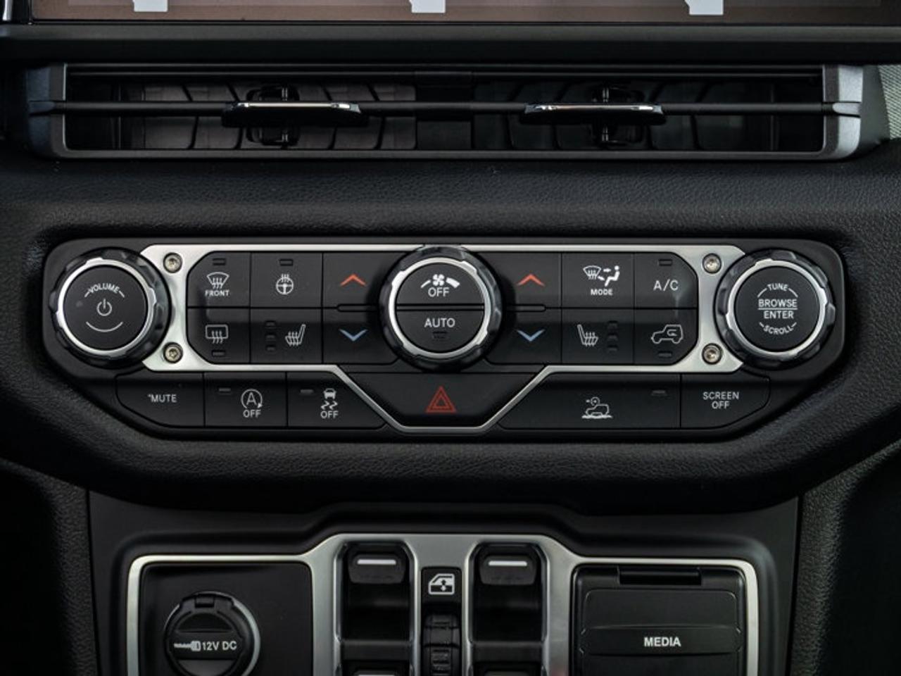 2026 Jeep Wrangler Willys Photo