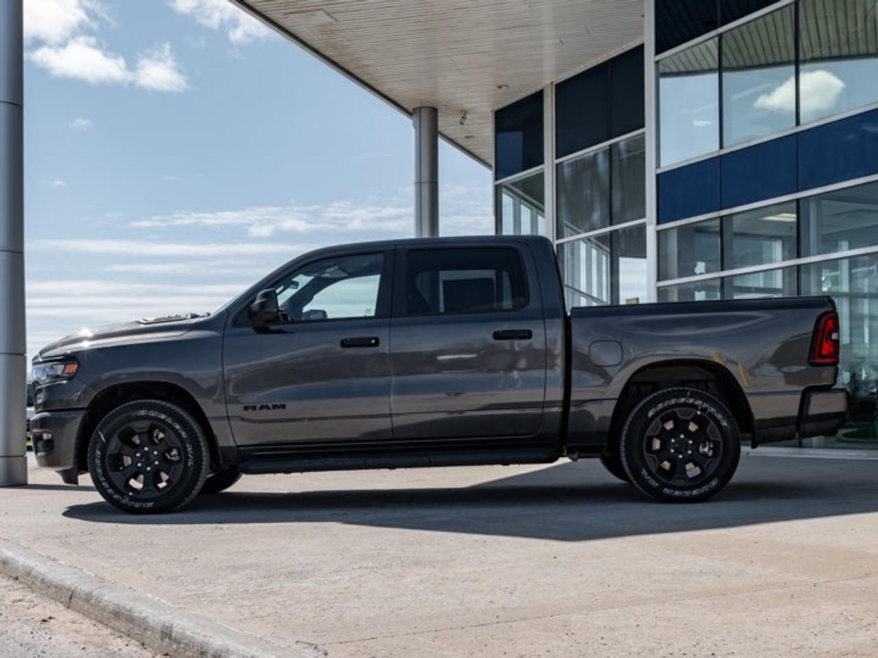 2026 RAM 1500 Express Photo