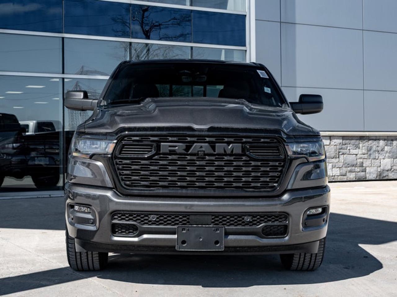 2026 RAM 1500 Express Photo