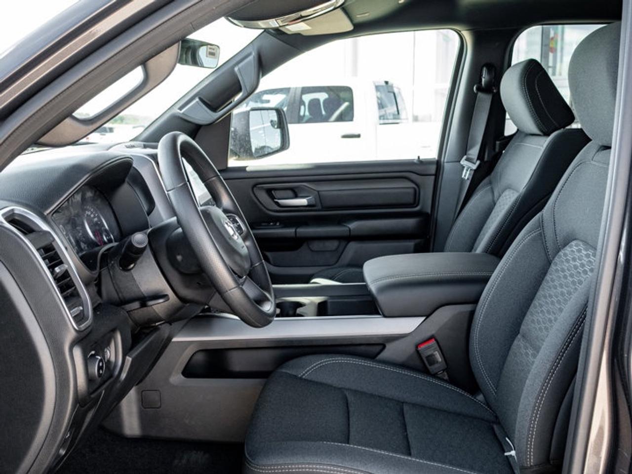 2026 RAM 1500 Express Photo