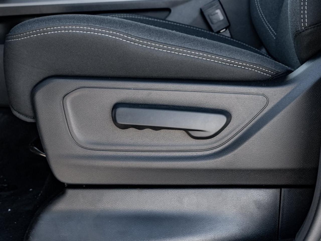 2026 RAM 1500 Express Photo