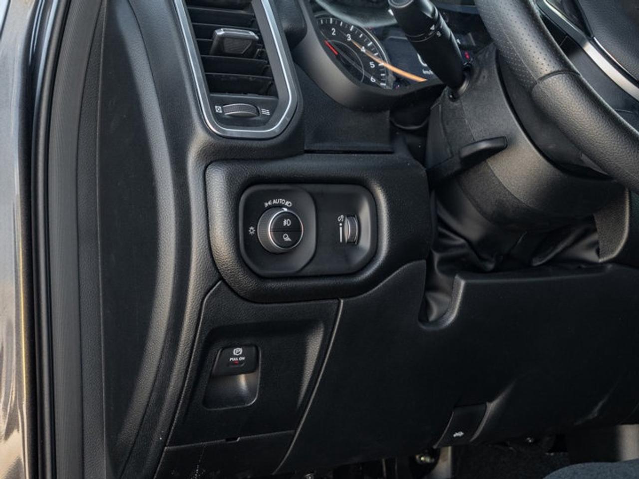 2026 RAM 1500 Express Photo