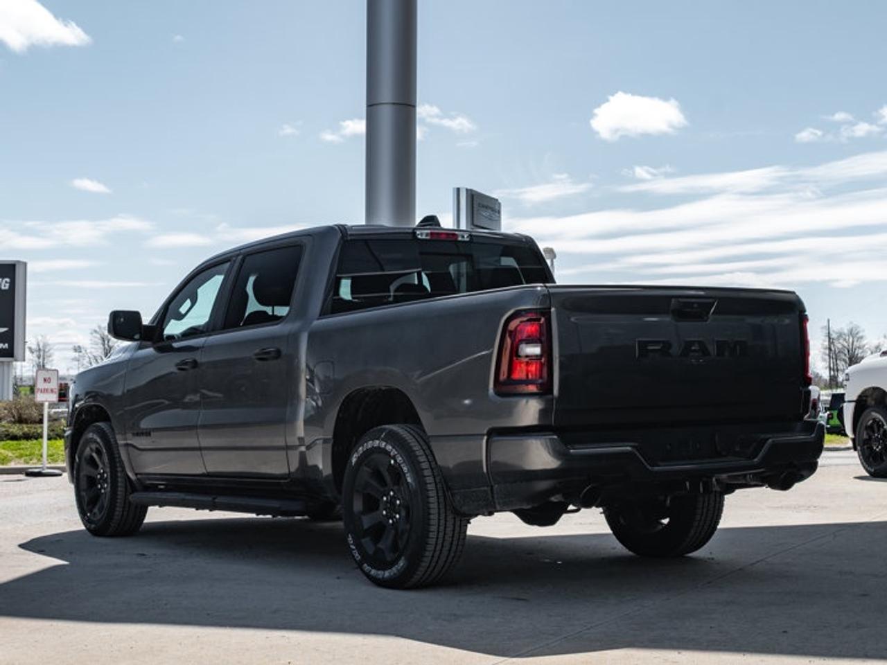 2026 RAM 1500 Express Photo
