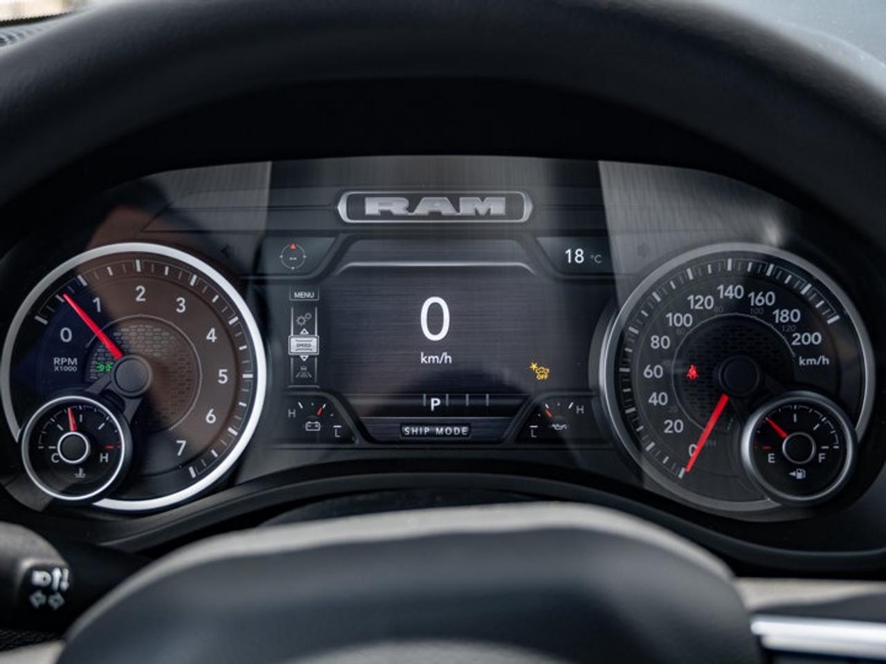 2026 RAM 1500 Express Photo3
