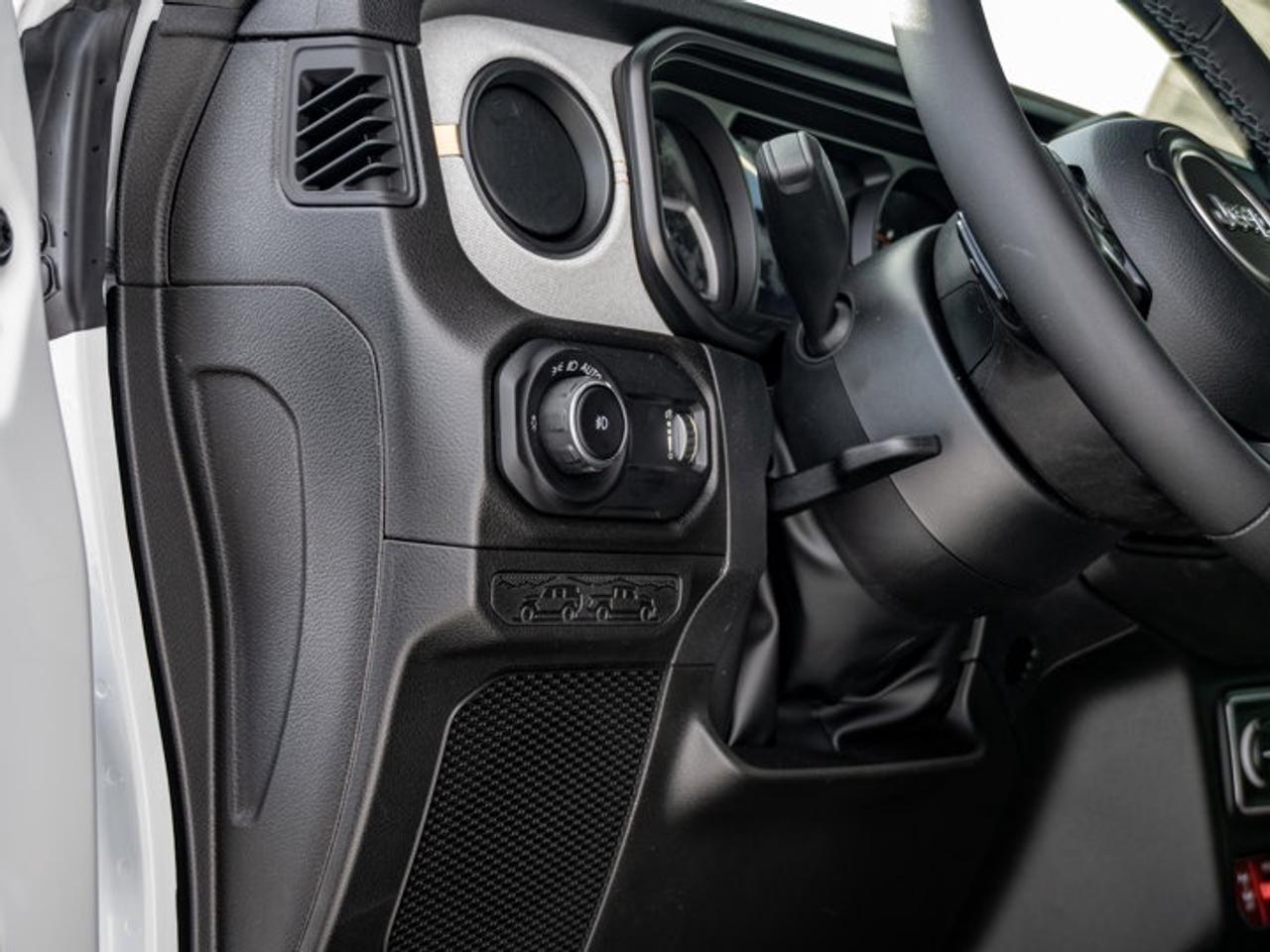 2026 Jeep Wrangler Willys Photo