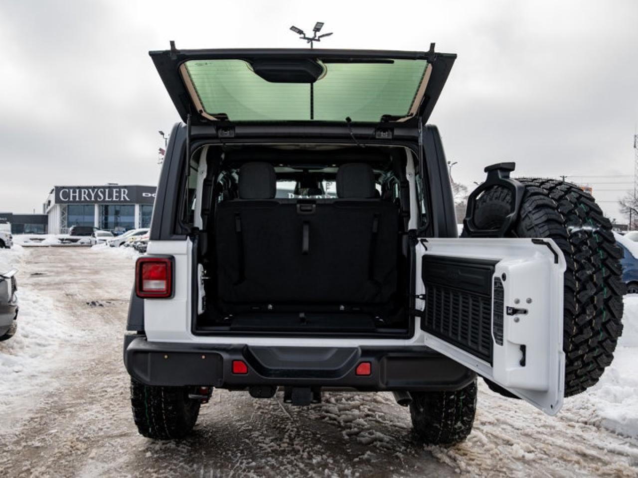 2026 Jeep Wrangler Willys Photo