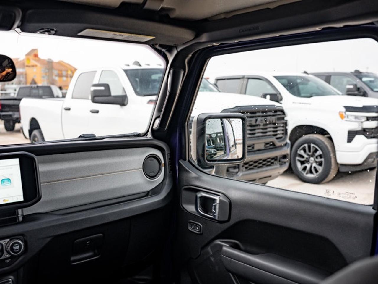 2026 Jeep Wrangler Sport S Photo