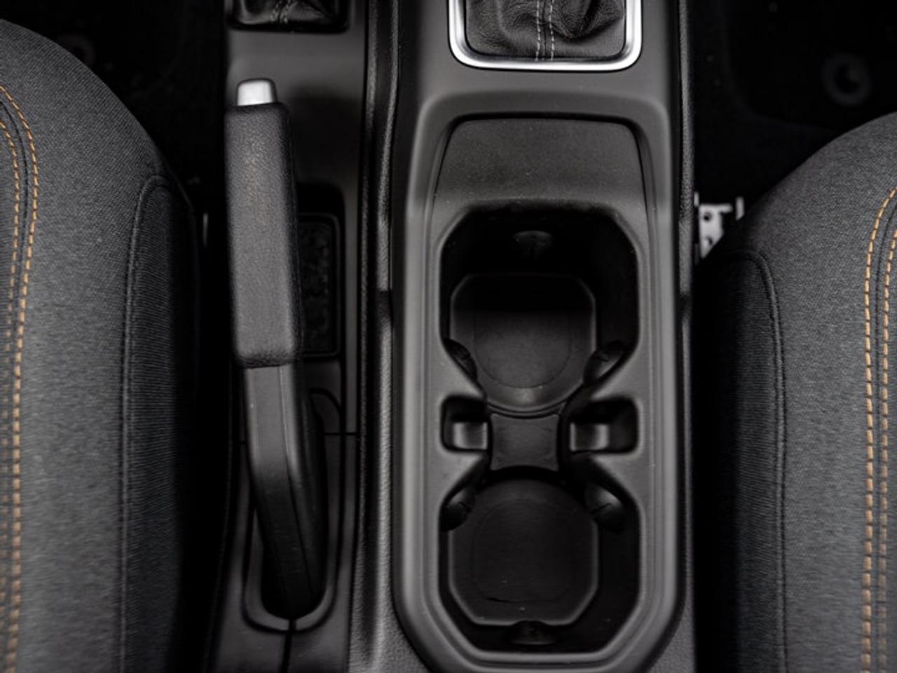 2026 Jeep Wrangler Sport S Photo