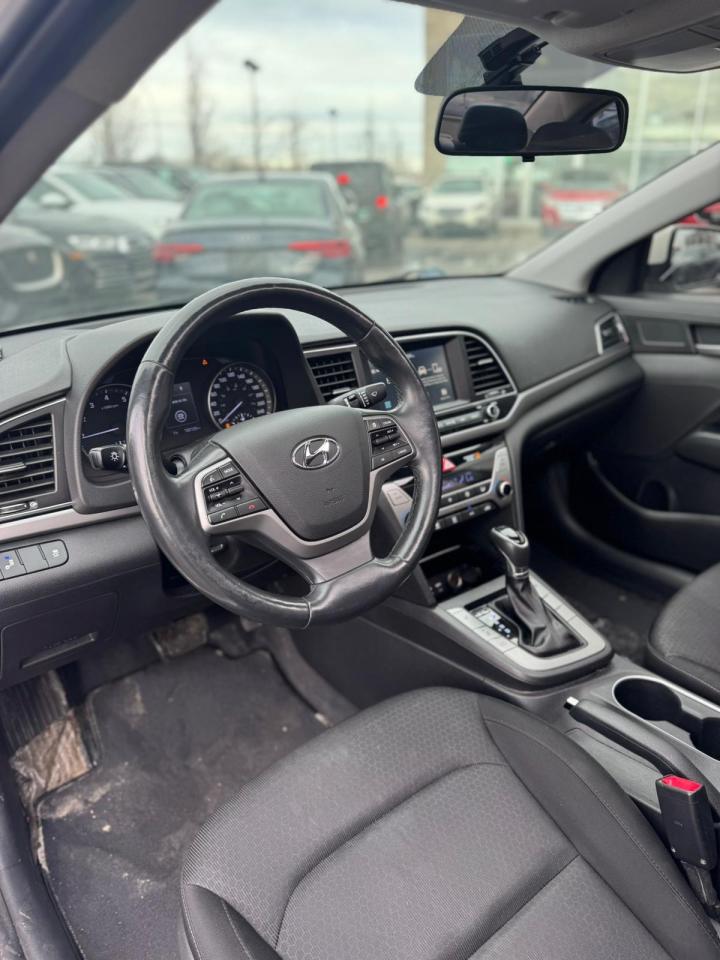 2017 Hyundai Elantra GLS - Photo #10