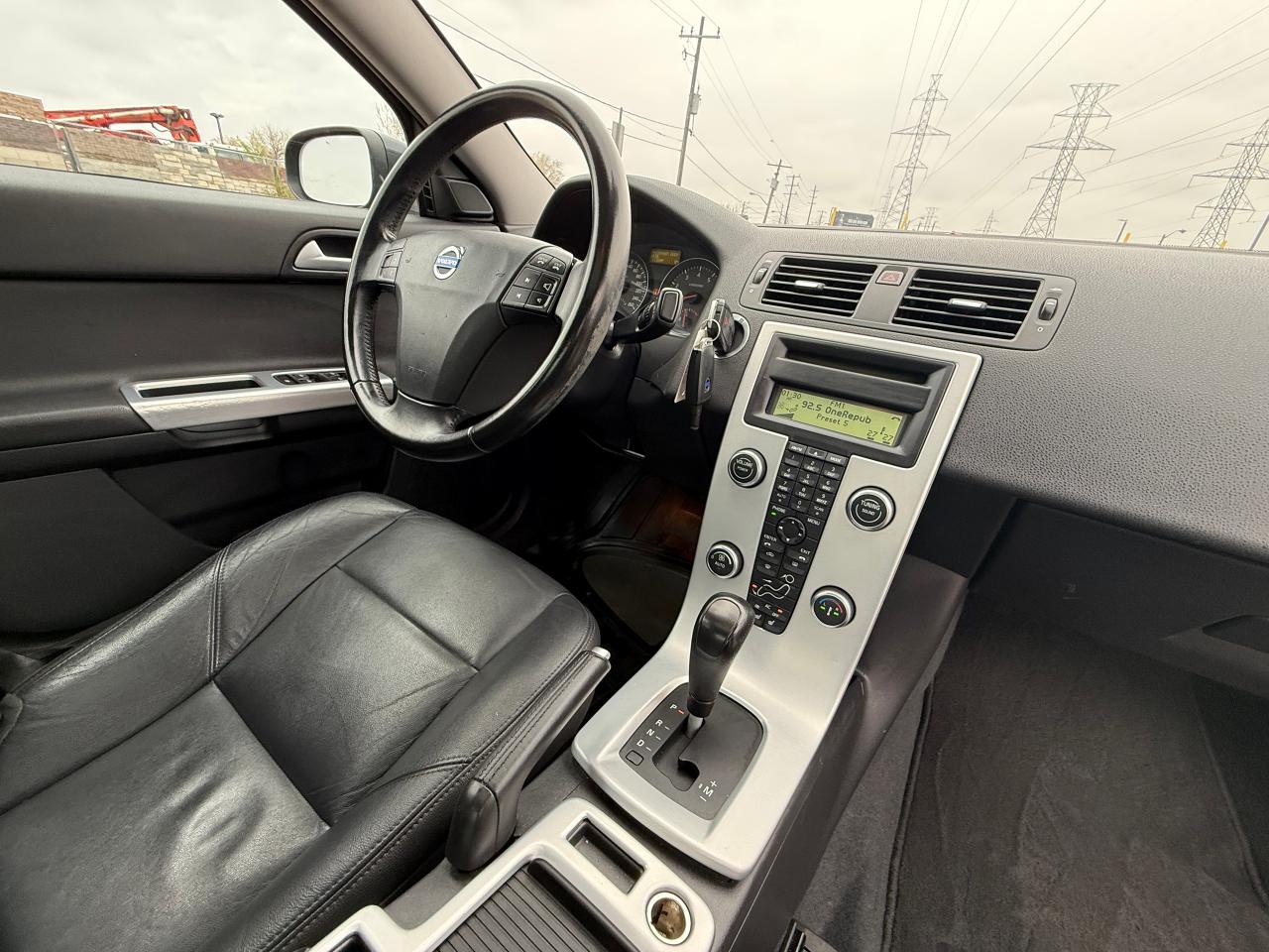 2010 Volvo S40 Premium - Photo #17