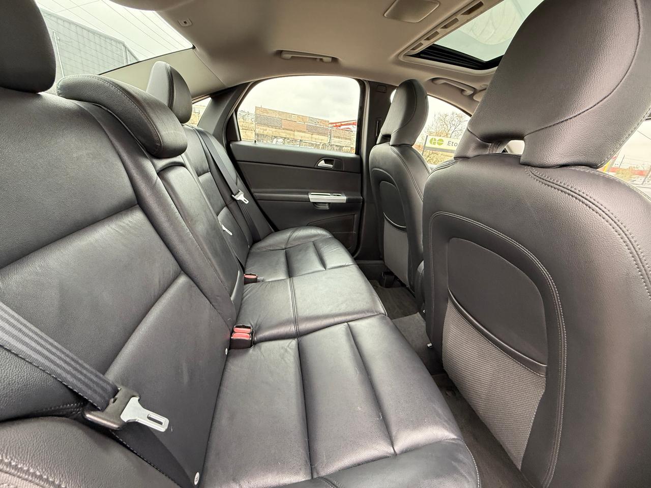 2010 Volvo S40 Premium - Photo #15