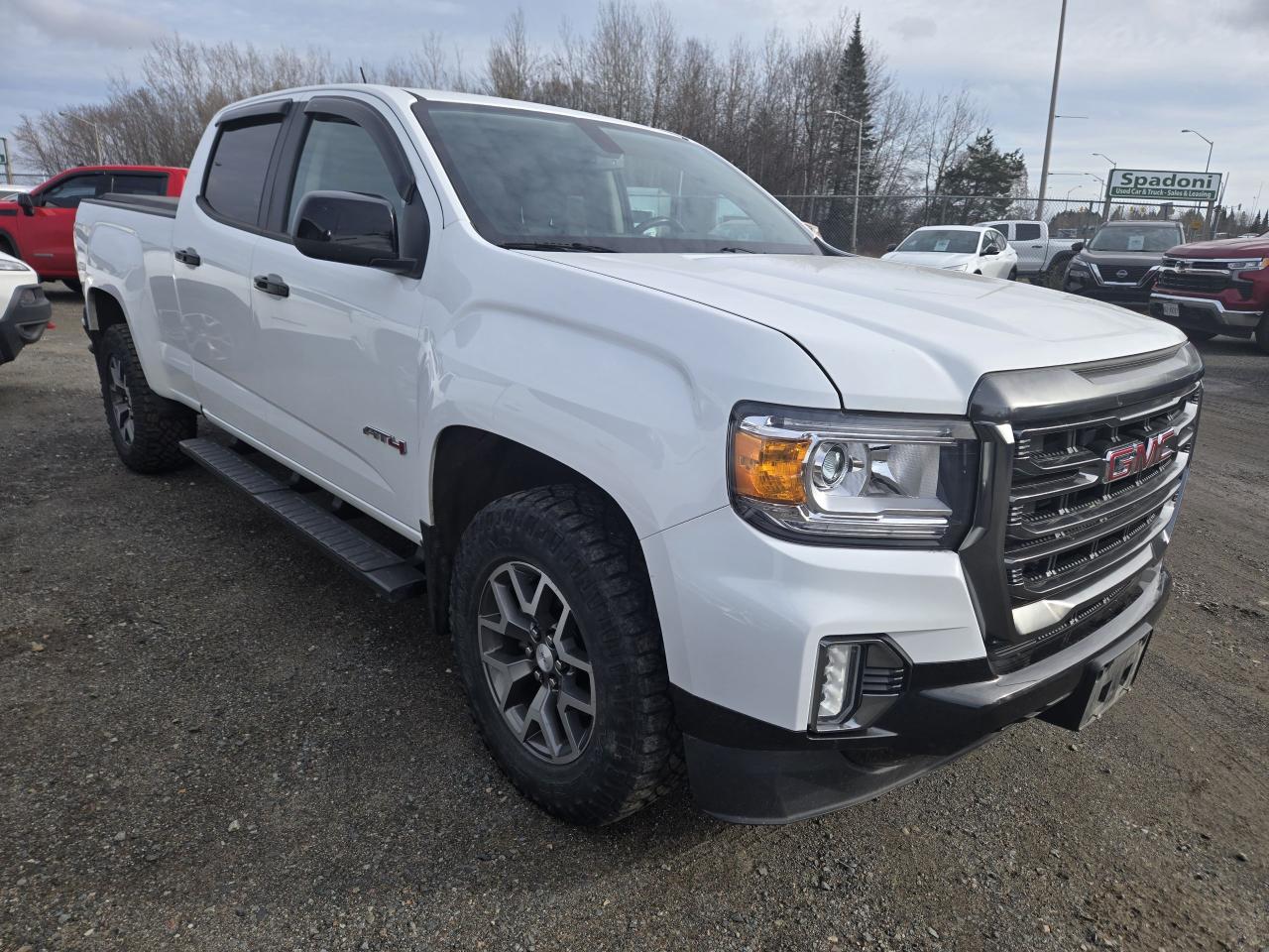 2021 GMC Canyon 4WD AT4 w/Cloth Photo2