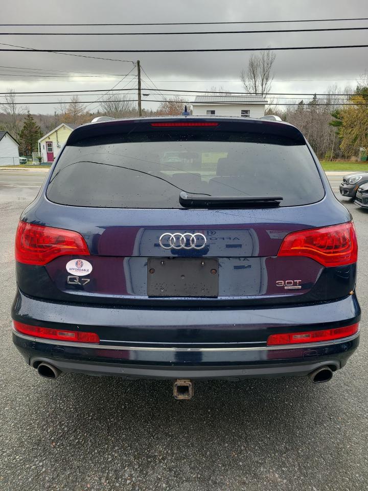 2013 Audi Q7 3.0L Premium - Photo #4