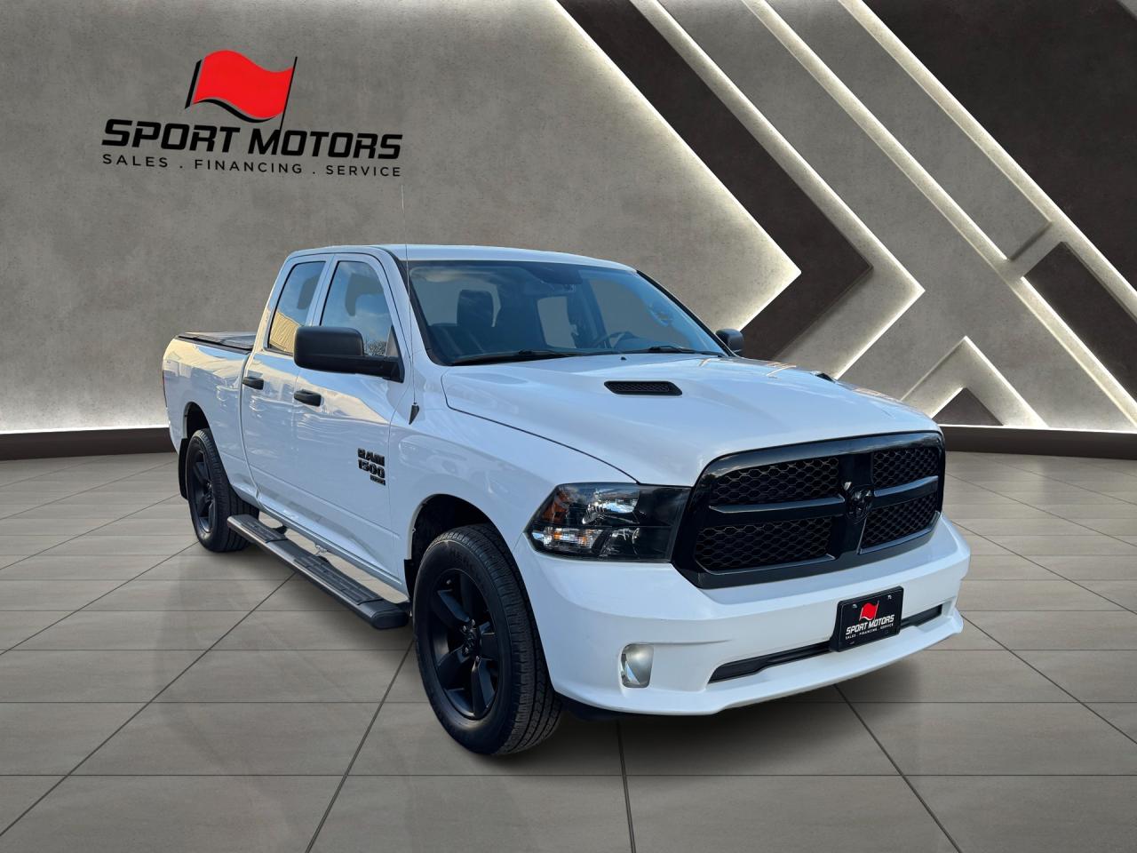 2019 RAM 1500 Classic Express 4x4 Quad 3.6L V6+ApplePlay+CLEAN CARFAX Photo10