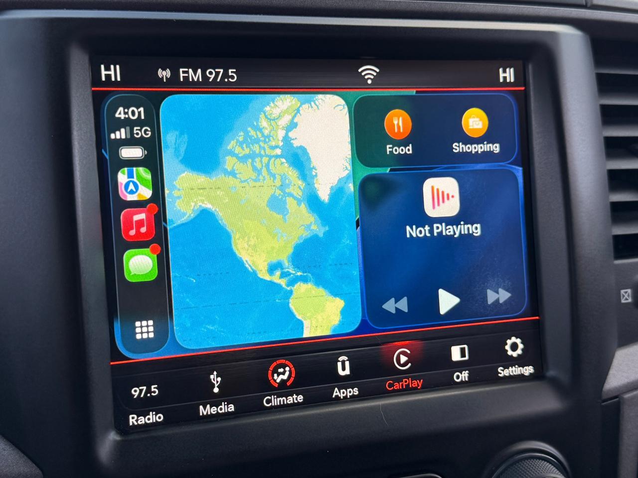 2019 RAM 1500 Classic Express 4x4 Quad 3.6L V6+ApplePlay+CLEAN CARFAX Photo29