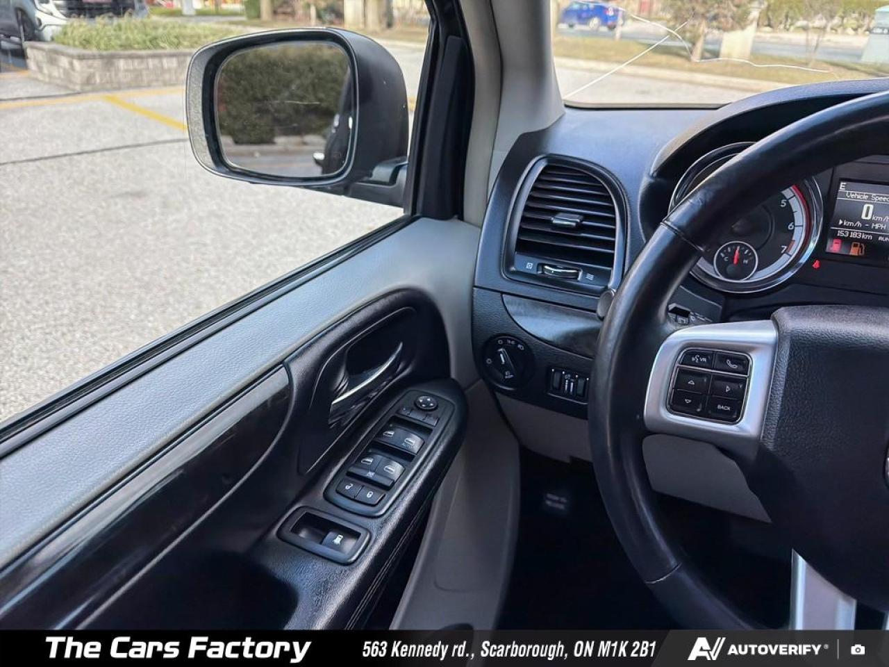 2016 Dodge Grand Caravan Crew Plus Leather/ Navigation /Sunroof /Camera! - Photo #16
