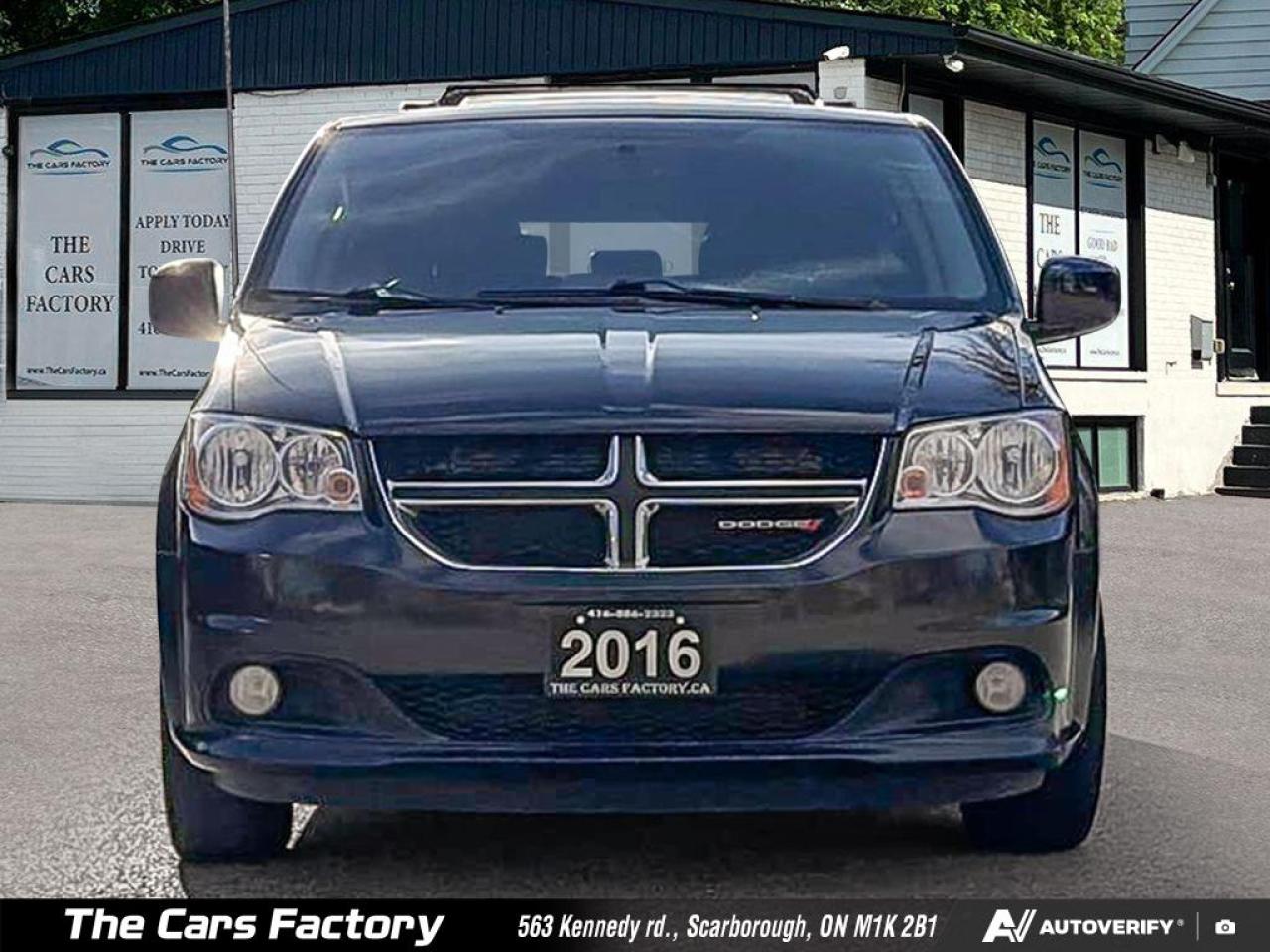 2016 Dodge Grand Caravan Crew Plus Leather/ Navigation /Sunroof /Camera! - Photo #2