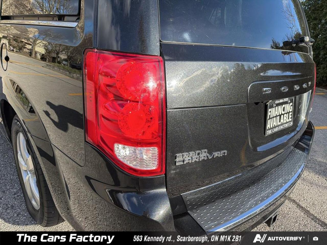 2016 Dodge Grand Caravan Crew Plus Leather/ Navigation /Sunroof /Camera! - Photo #8