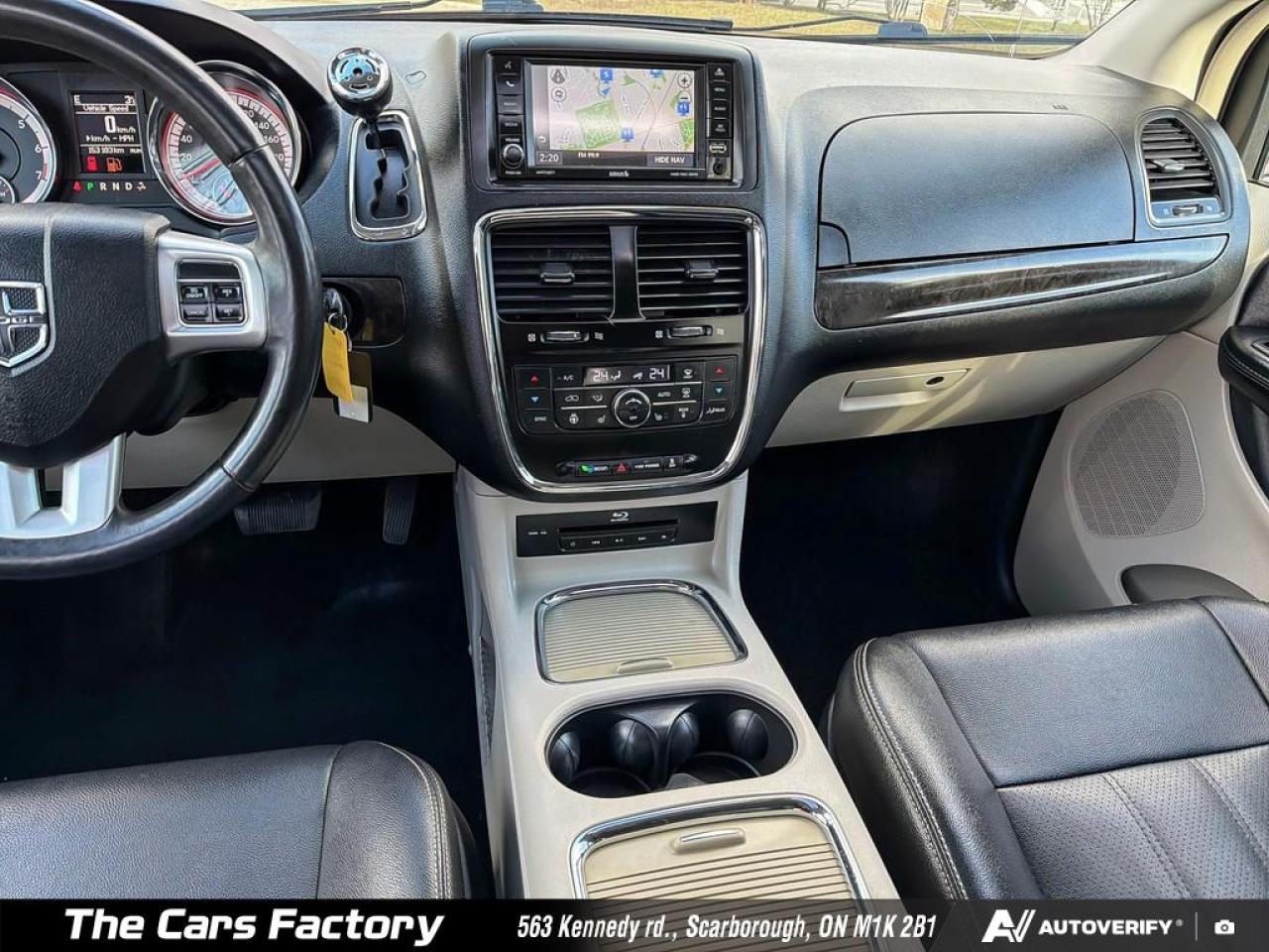 2016 Dodge Grand Caravan Crew Plus Leather/ Navigation /Sunroof /Camera! - Photo #18