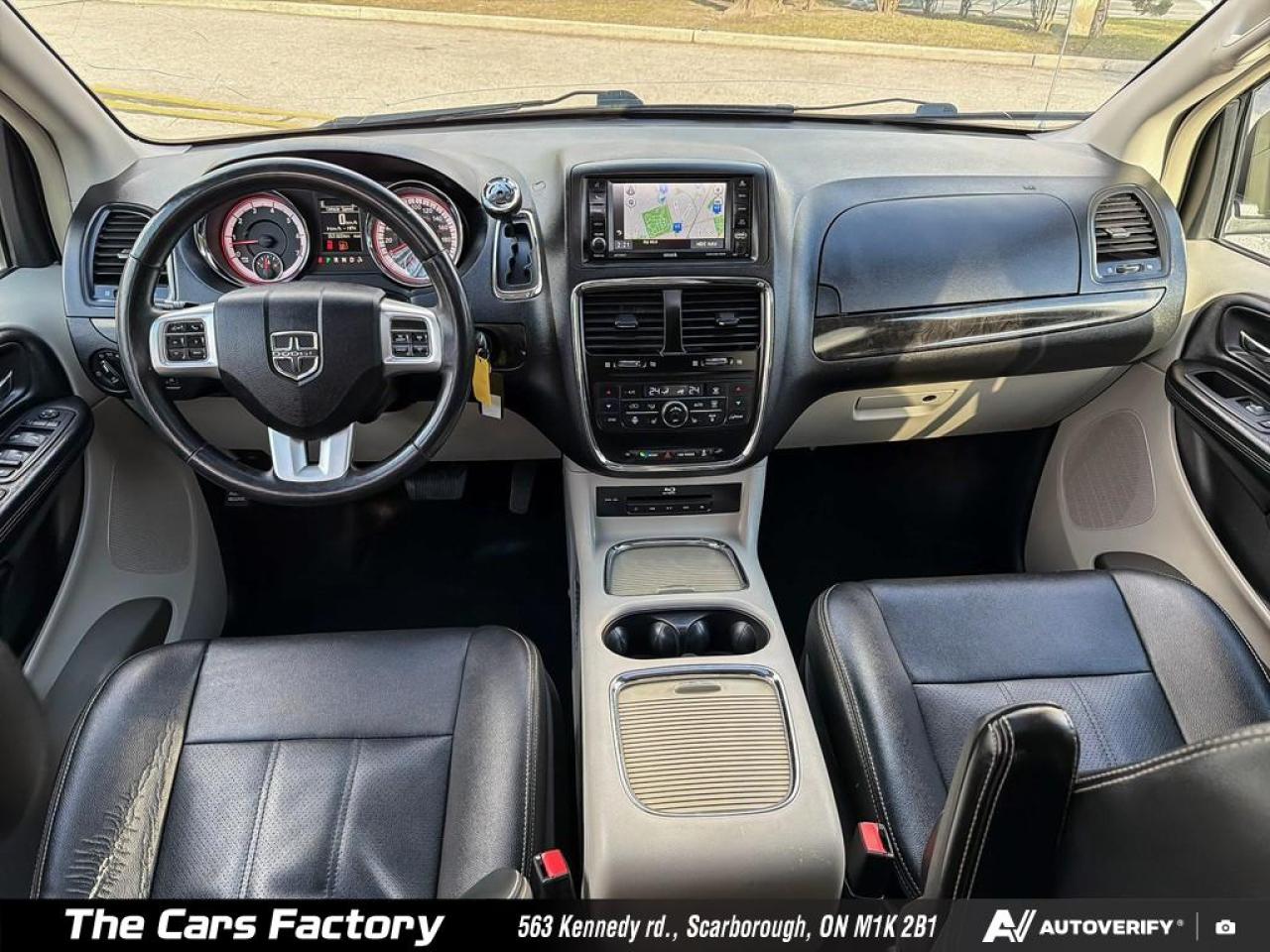 2016 Dodge Grand Caravan Crew Plus Leather/ Navigation /Sunroof /Camera! - Photo #24