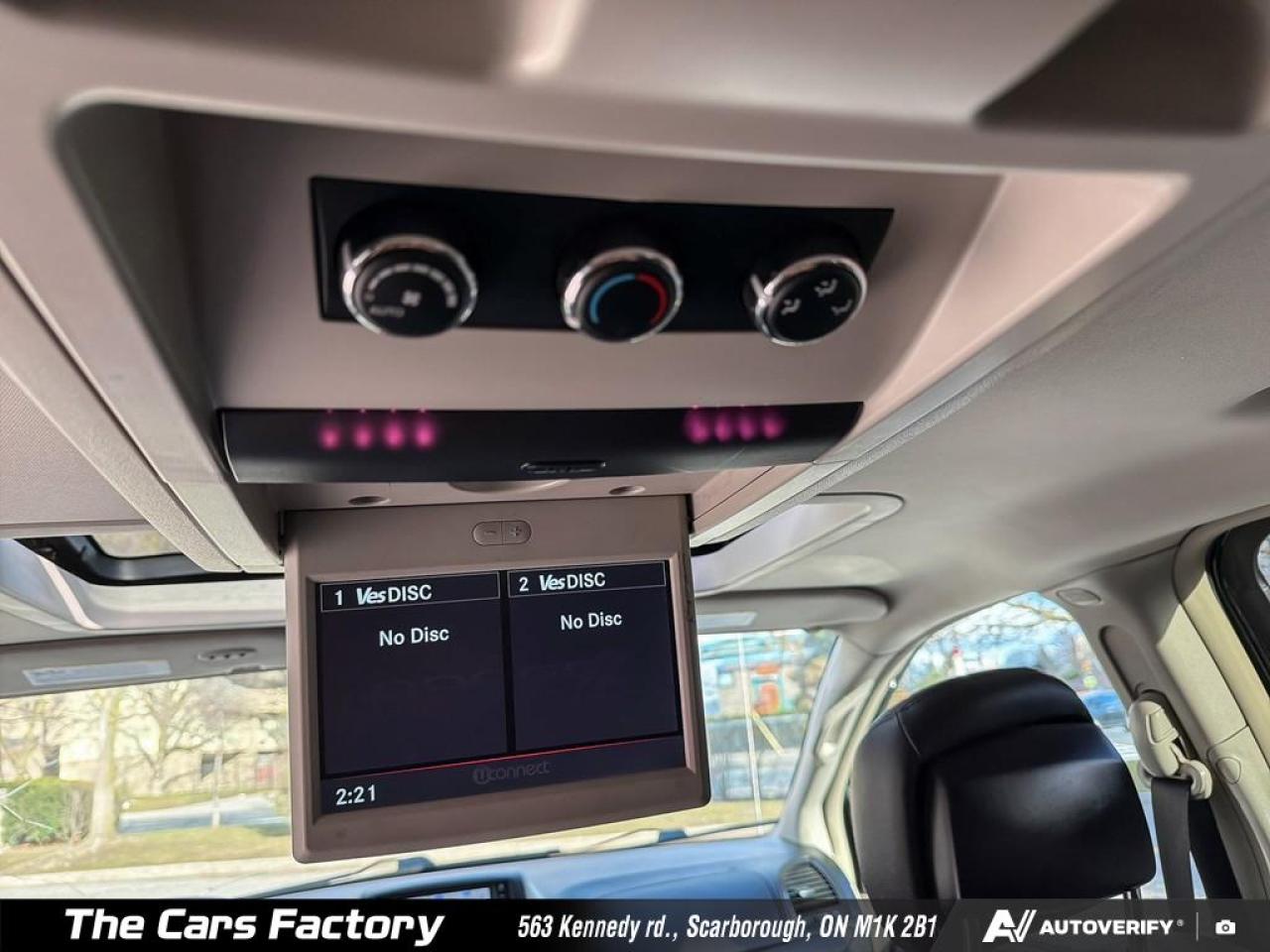 2016 Dodge Grand Caravan Crew Plus Leather/ Navigation /Sunroof /Camera! - Photo #23