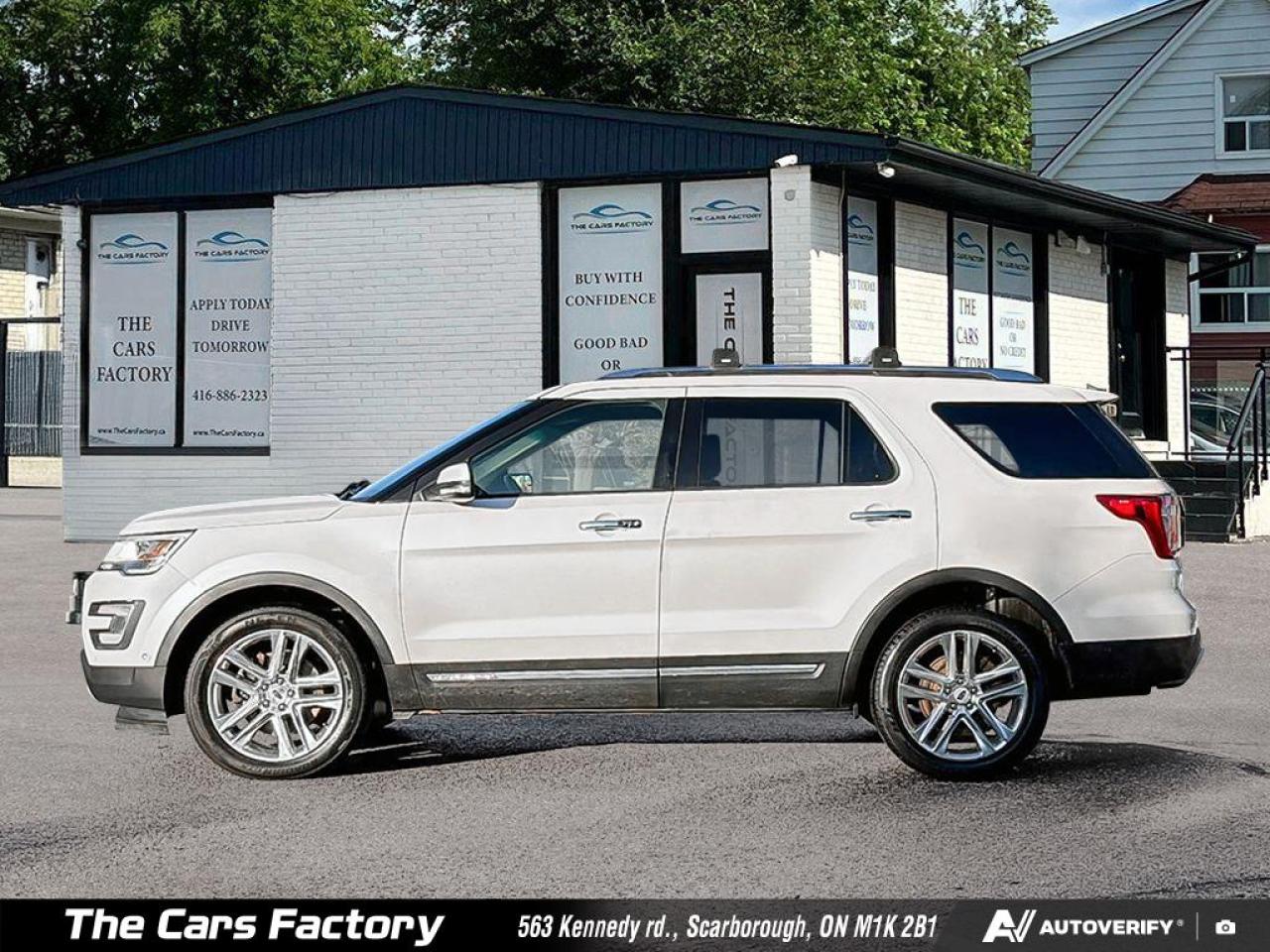 2017 Ford Explorer Limited 4WD – No Accident, Clean & Fully Equipped! - Photo #3