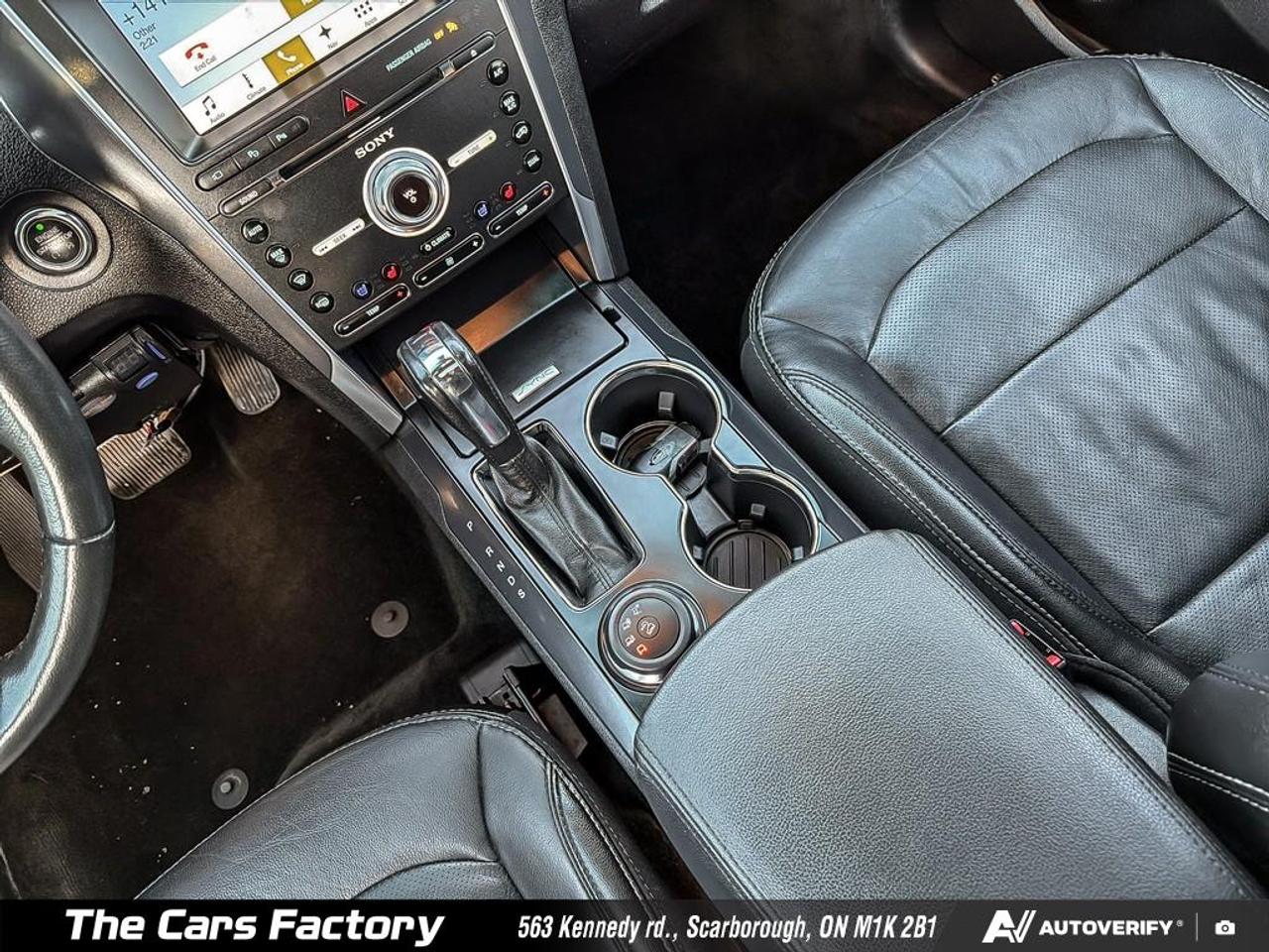 2017 Ford Explorer Limited 4WD – No Accident, Clean & Fully Equipped! Photo