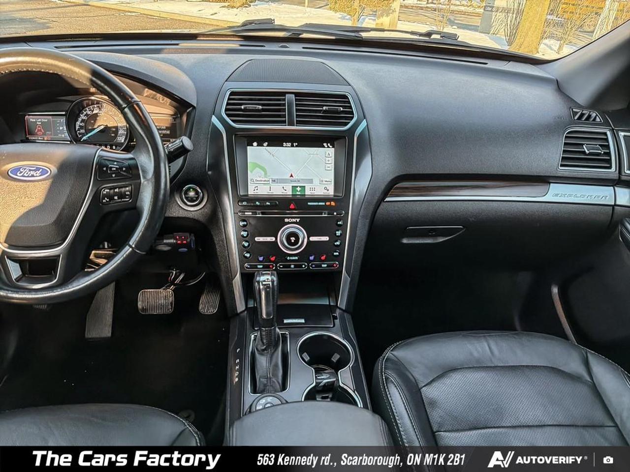 2017 Ford Explorer Limited 4WD – No Accident, Clean & Fully Equipped! Photo