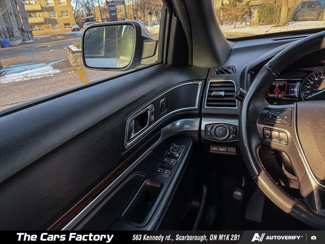 2017 Ford Explorer Limited 4WD – No Accident, Clean & Fully Equipped! - Photo #14