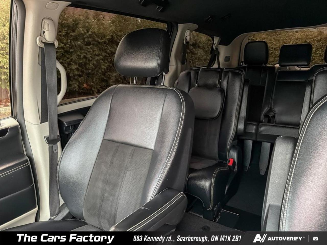 2019 Dodge Grand Caravan SXT Premium Plus Leather/Navigation/ No Accident! - Photo #19