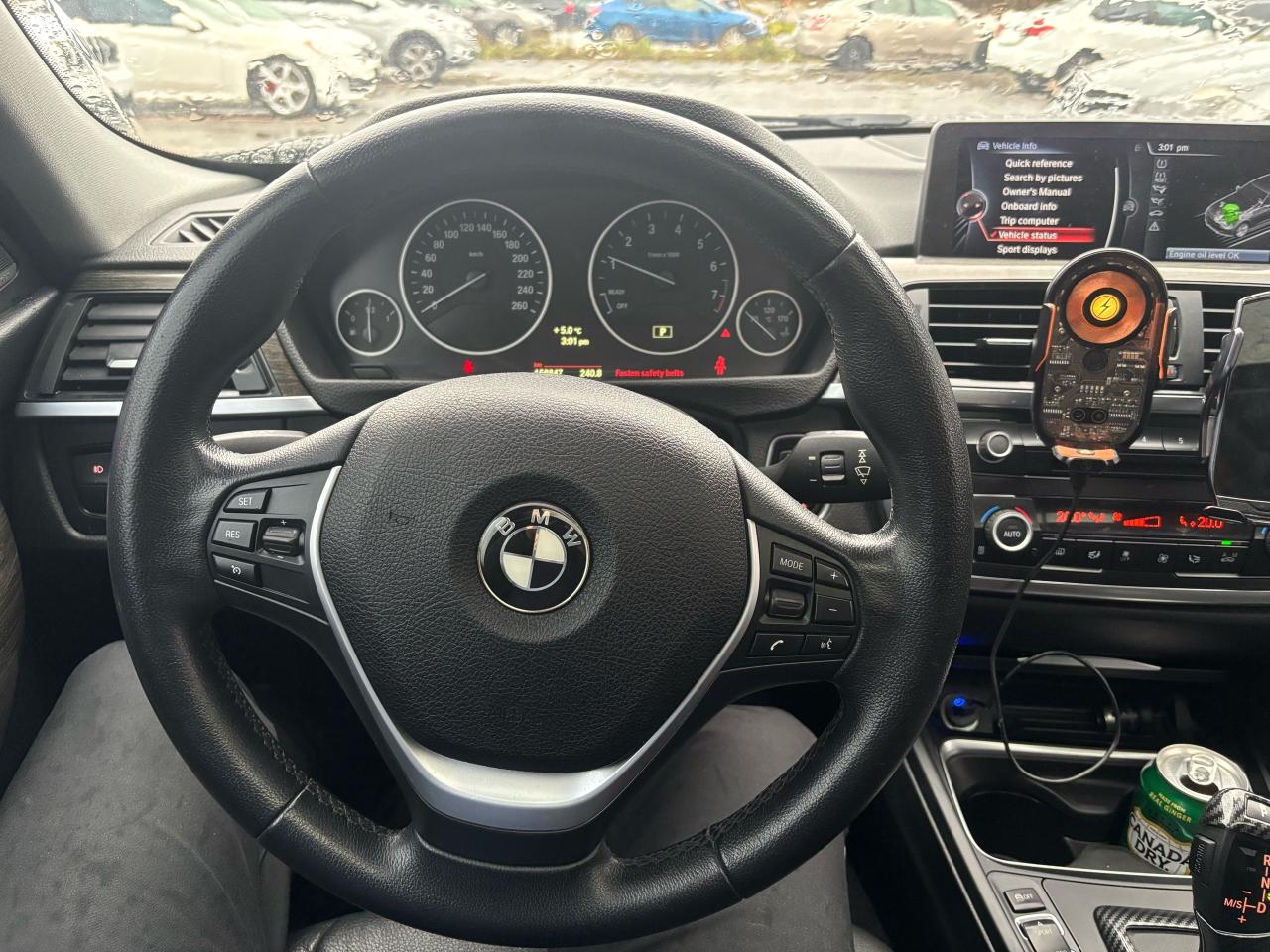 2014 BMW 3 Series 328i xDrive - Photo #11