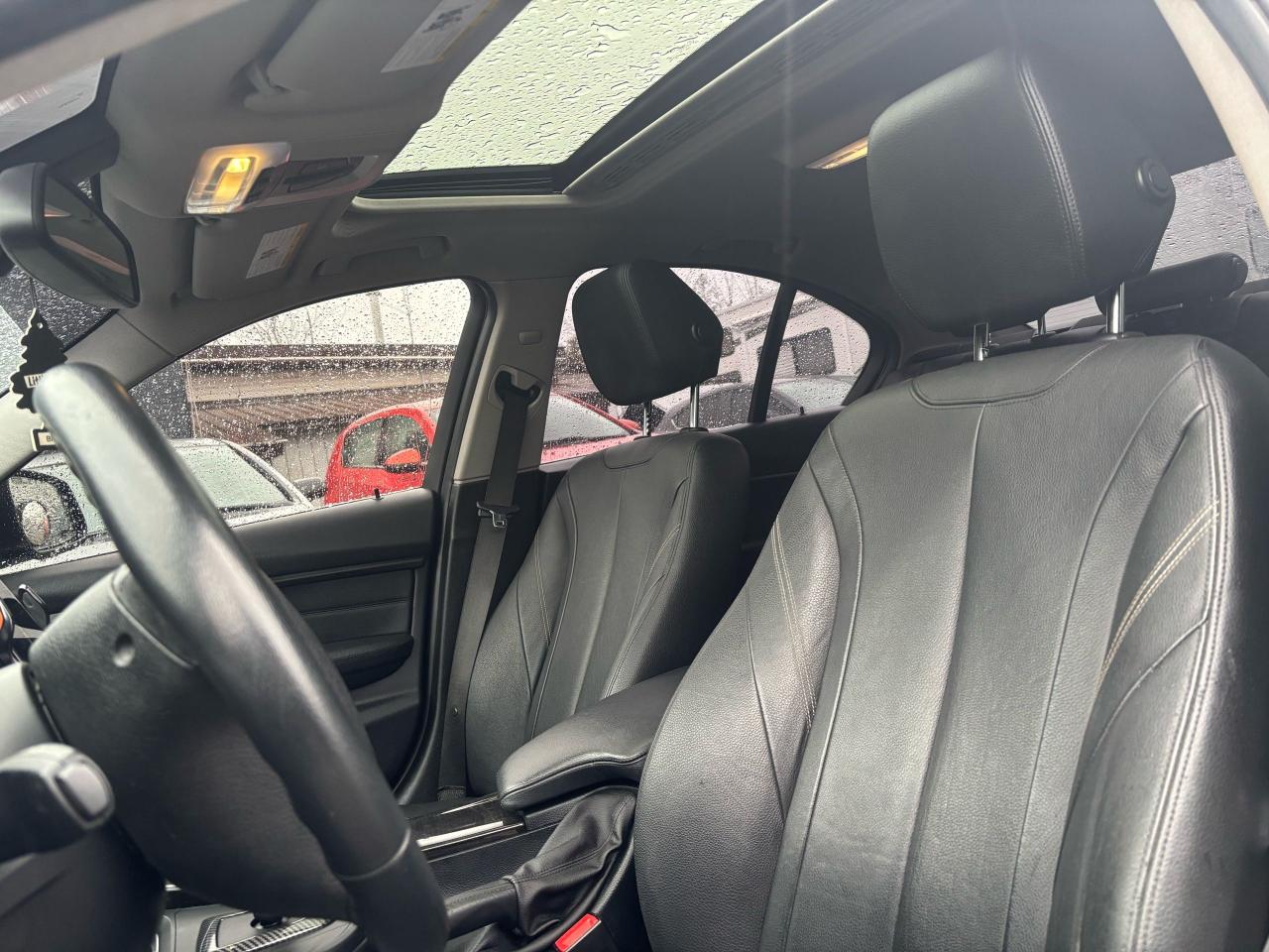 2014 BMW 3 Series 328i xDrive - Photo #10