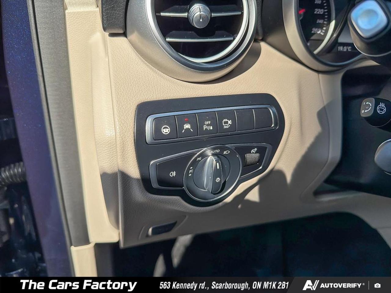 2018 Mercedes-Benz GLC-Class GLC 300 4MATIC 360° Camera 099,255KM Loaded! Photo