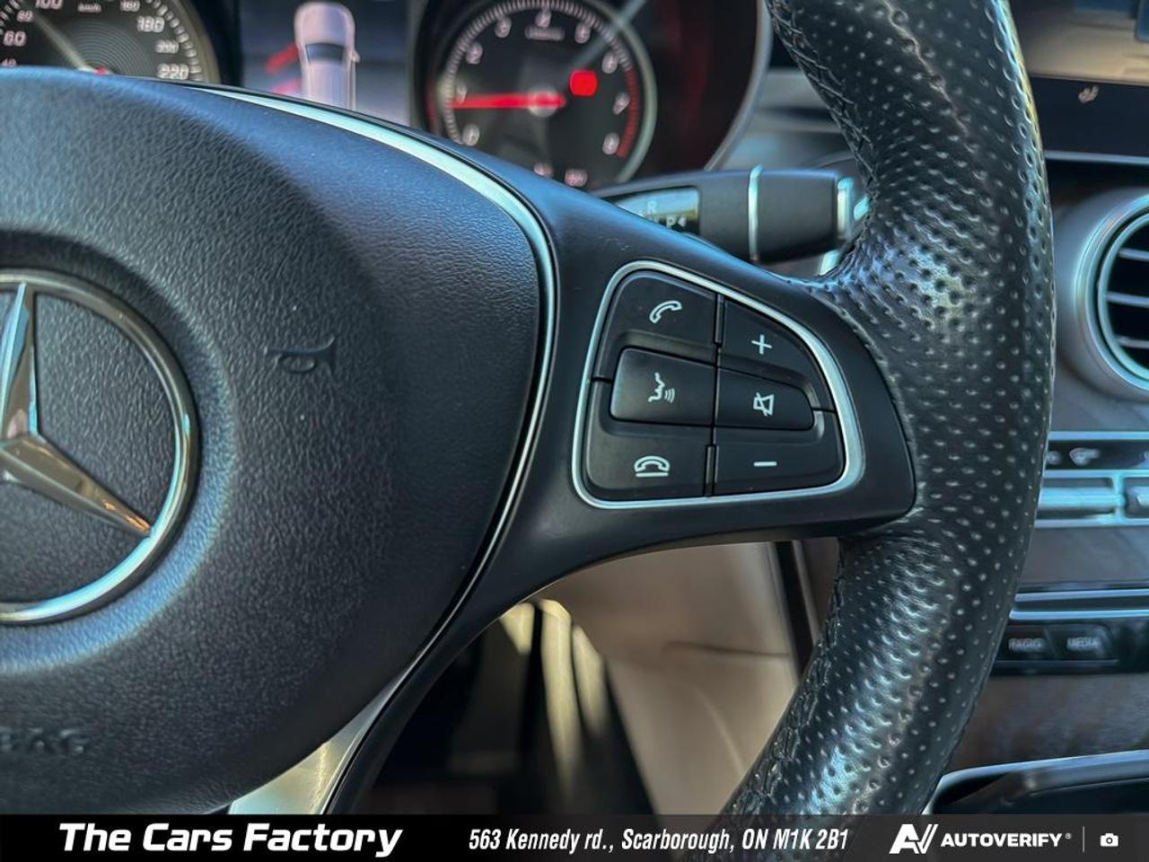 2018 Mercedes-Benz GLC-Class GLC 300 4MATIC 360° Camera 099,255KM Loaded! Photo