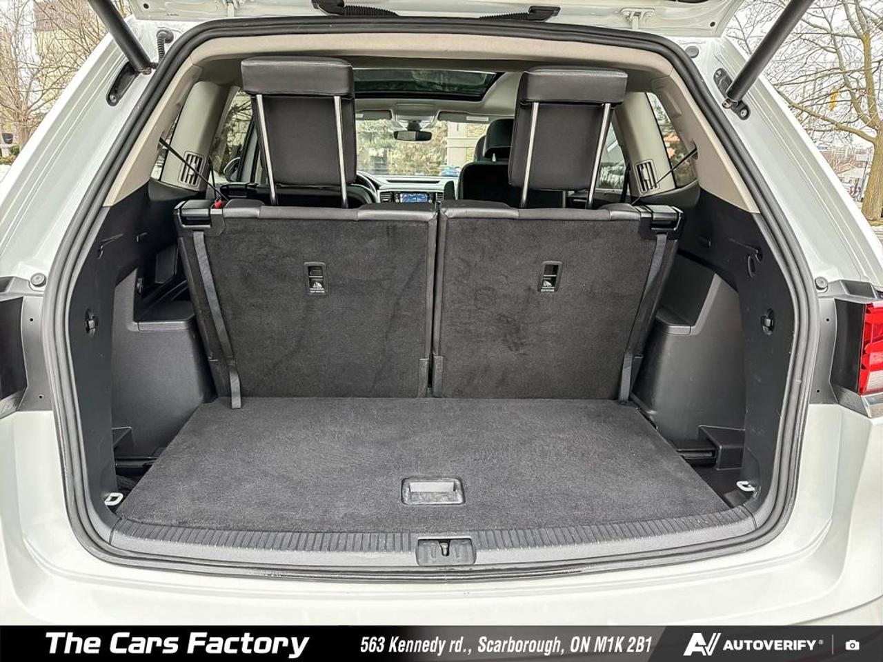 2021 Volkswagen Atlas Execline / R-Line Pkg Fully Loaded! Photo